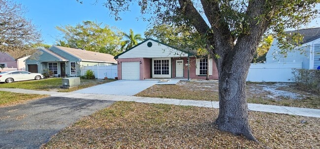 Photo - 1251 SW 84th Ter