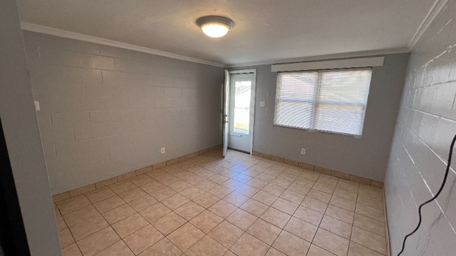 Photo - 2451 Gervais St Unidad C