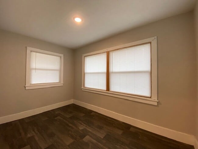 Photo - 2233 Illinois Ave