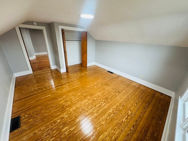 Photo - 609 Lima Ave