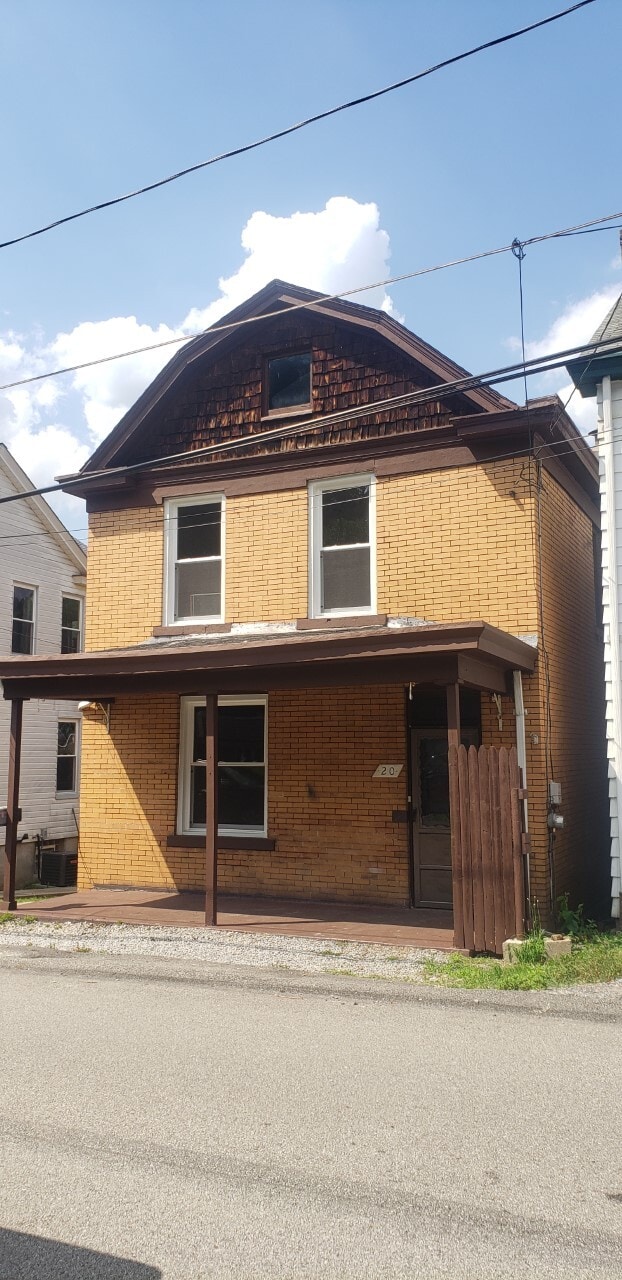 20 Beyrleye Ave