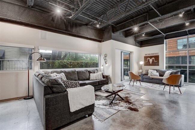 Photo - 601 Brushy St Unidad 205