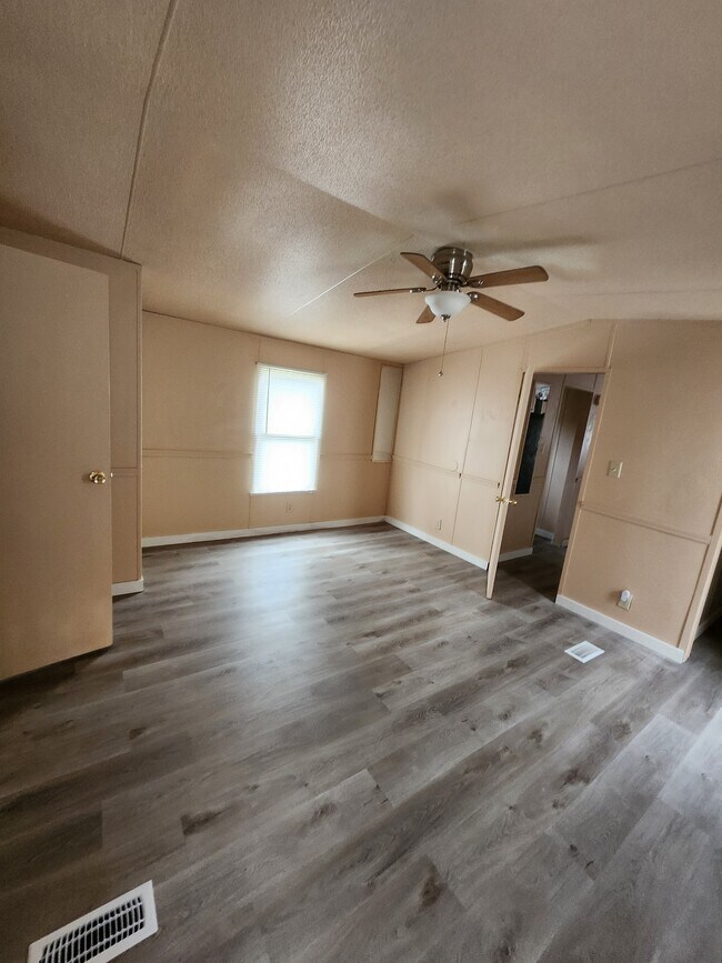 Photo - 2519 Openview Dr