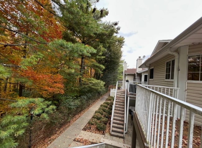 Photo - 31 Encampment Dr