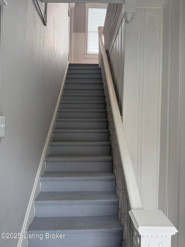 Photo - 1529 Christy Ave Unidad 2