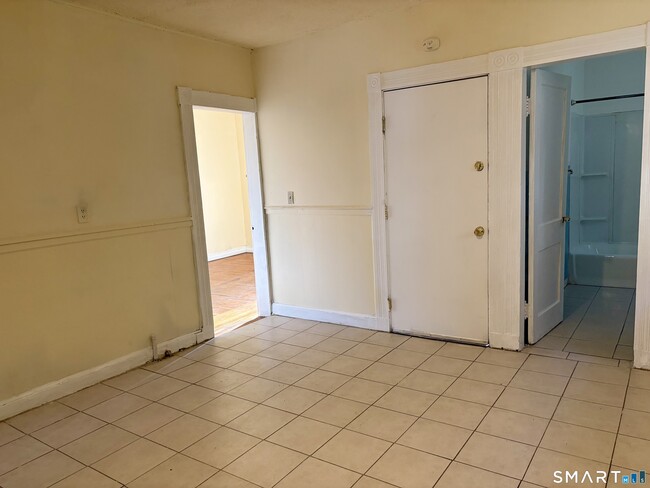 Photo - 162 Gilbert Ave