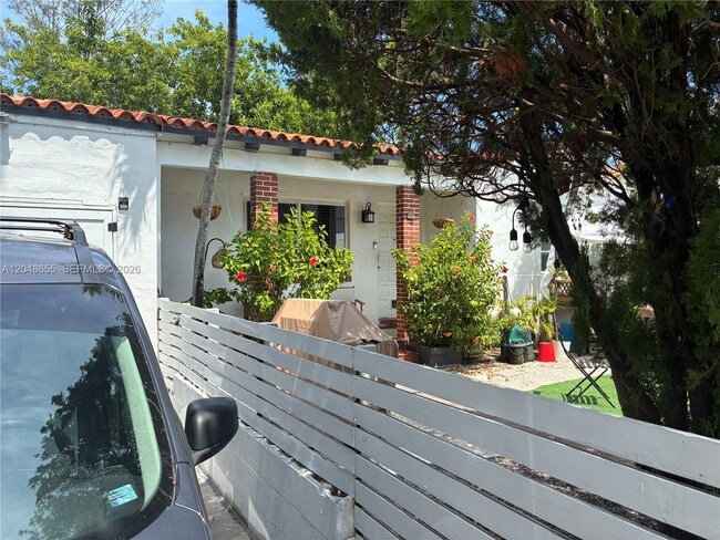 Photo - 7929 Abbott Ave