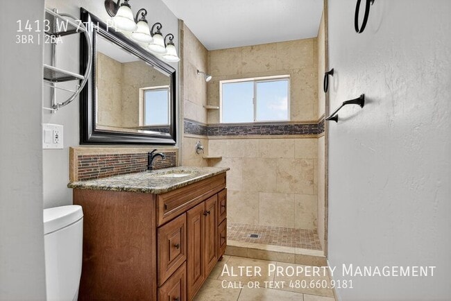 Photo - 1413 W 7th Pl