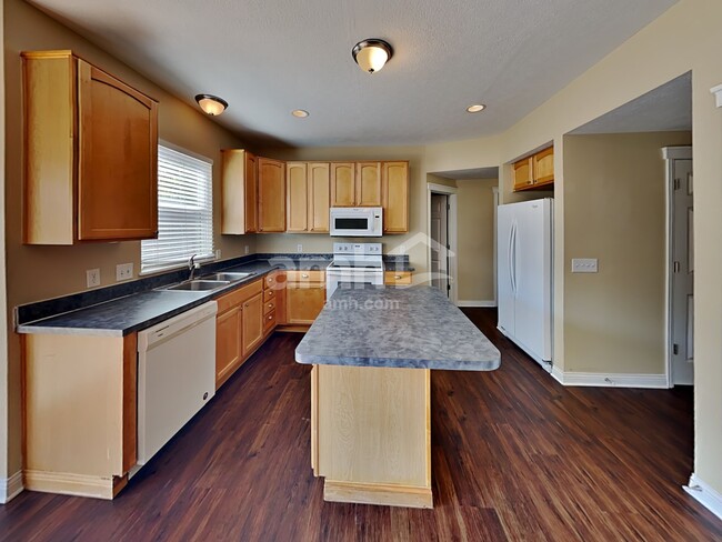 Photo - 328 Timbersmith Dr