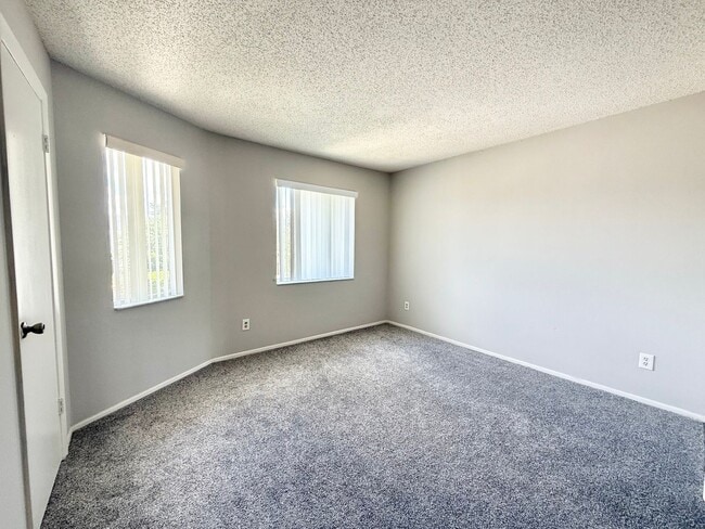 Building Photo - 206 Watts Ln Unit BVL 206-B
