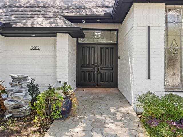 5602 Twin Brooks Dr