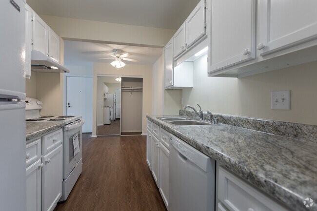 2BR, 1BA