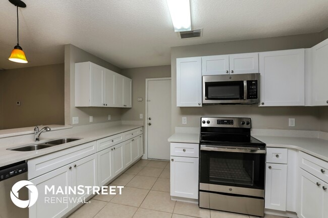 Photo - 10729 Satinwood Cir