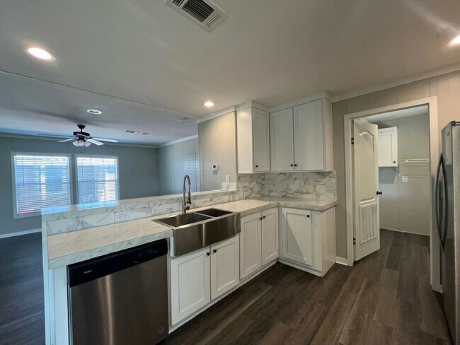 Photo - 291 Buffalo Way House