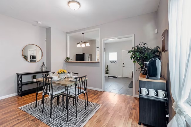 Dining Room - 1805 Southeastern Ave Townhome