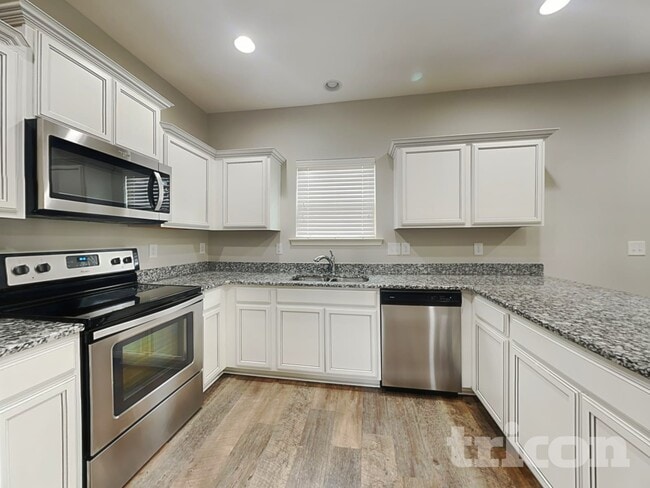 Photo - 1031 Solomon Ln