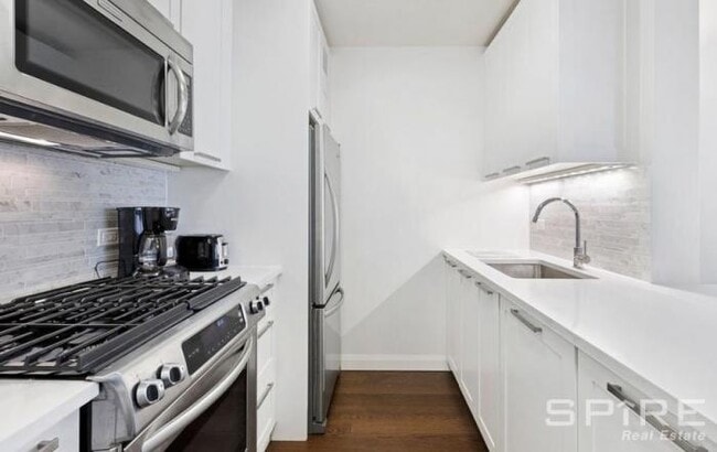 Building Photo - 1 bedroom in New York NY 10128 Unit 408 Rental