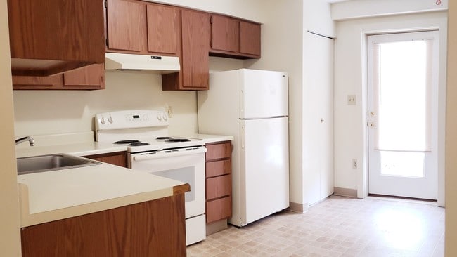 Riverview Falls Apartments