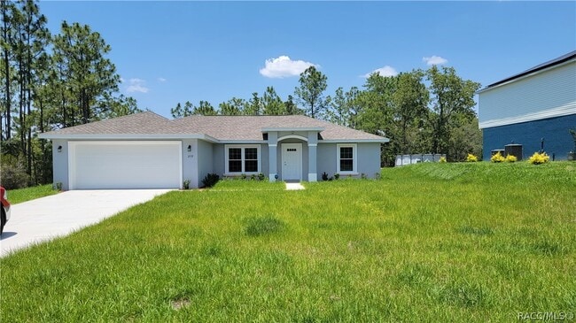 Building Photo - 2719 W Sheila Dr