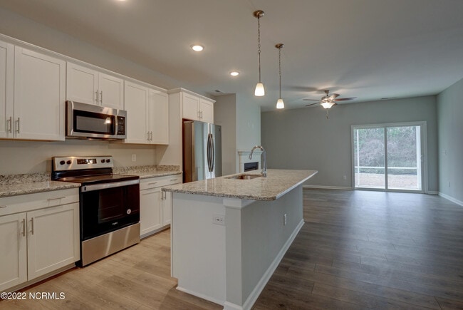 Photo - 4409 Finch Ln