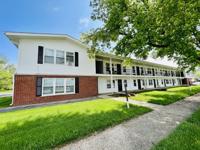 Building Photo - 575 Berry Ave Unit 1E Rental
