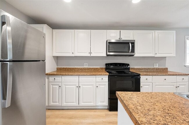 Photo - 143 Old Piney Trail