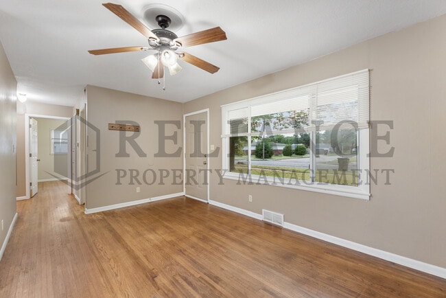 Photo - 2310 S Vine St