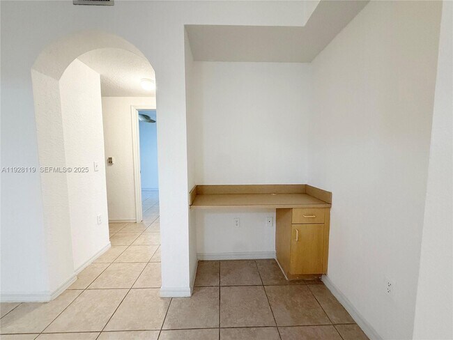 Photo - 308 Belmont Ln Unit 308