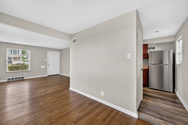 8106 Fawn Ave