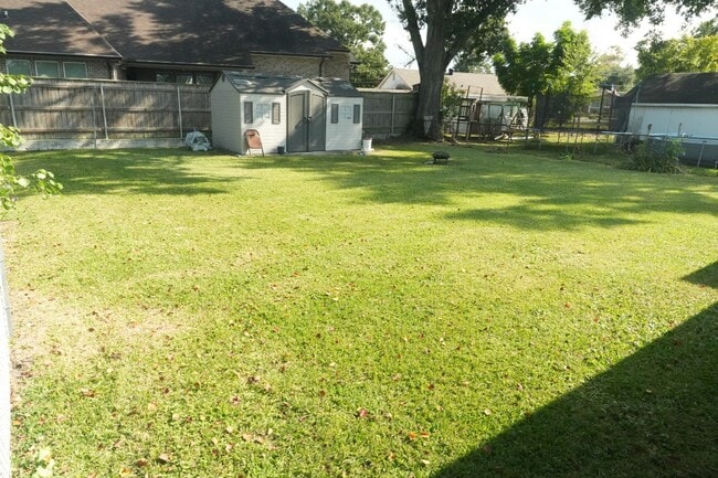 Photo - 8445 Jefferson Hwy