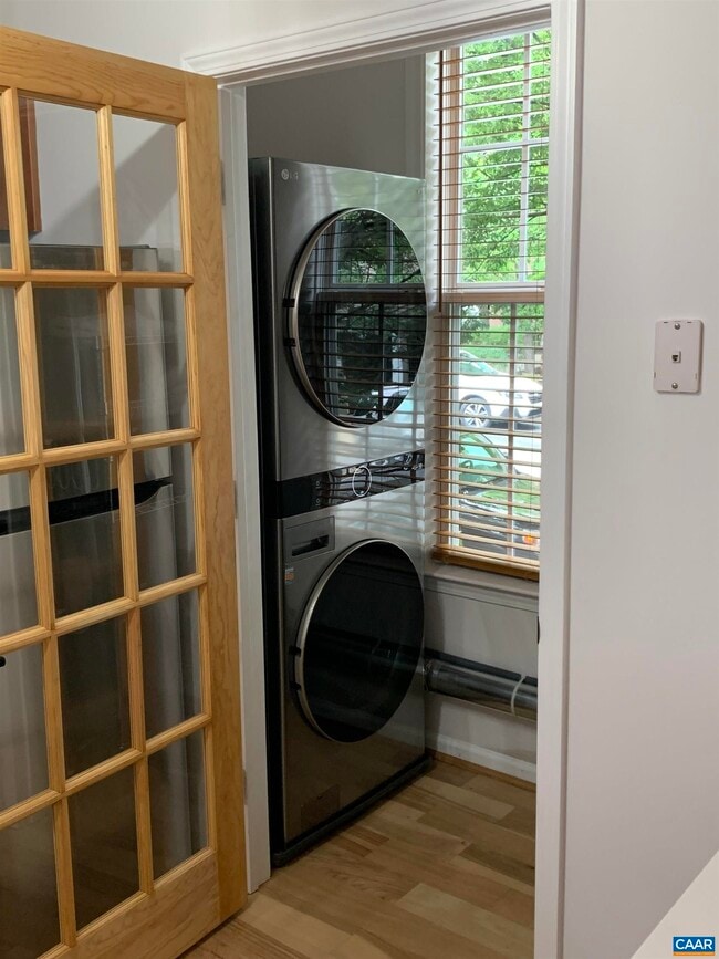 Photo - 710 Walker Square Unit 2B