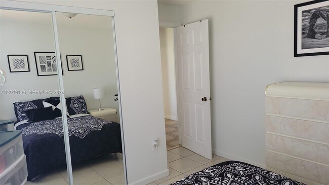 Photo - 5670 NW 187th St