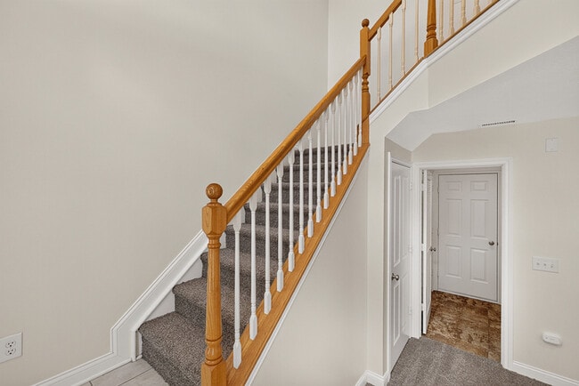 Photo - Beautiful 3 Bed Townhome In the Heart Of Village Of West Clay!