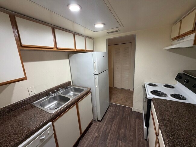 Photo - 5319 Sumerset St Unit 5A