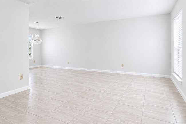 Building Photo - 191 N Dreamweaver Cir