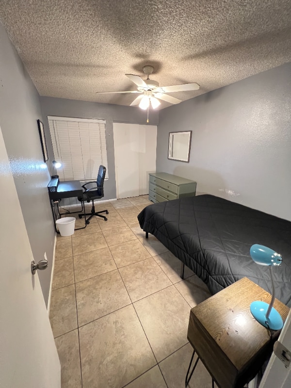 Photo - 1253 S Revere