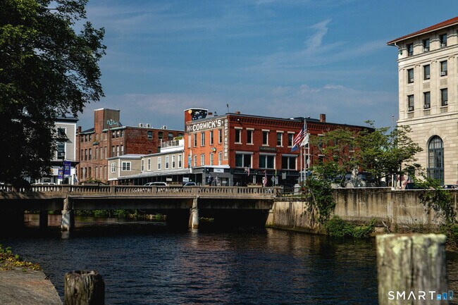 Photo - 81 Mechanic St Unit 2