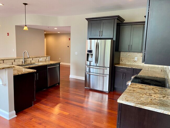 Photo - 45 Northampton E St Unidad 200