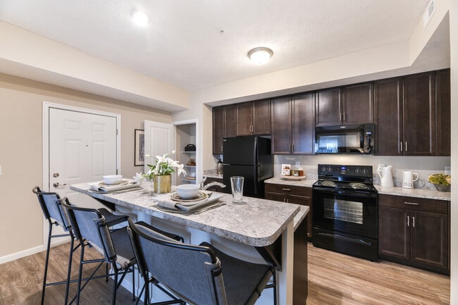 Photo - Residence at Cook's Pointe