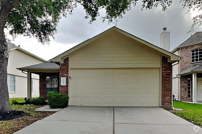 Building Photo - 21634 Falvel Lake Dr Rental