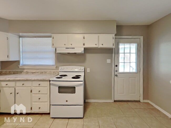 Photo - 609 John Arden Dr