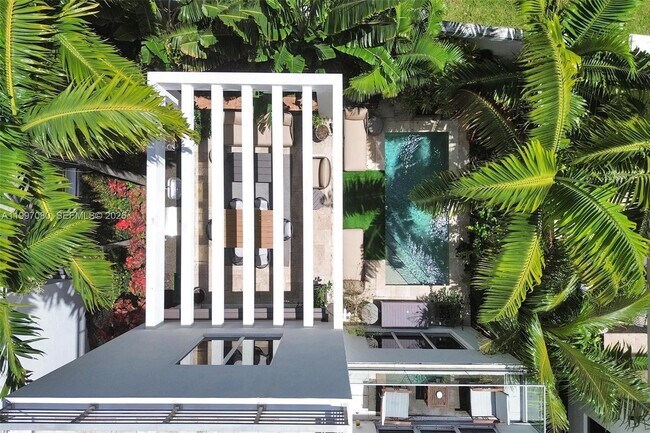 Photo - 18985 Atlantic Blvd