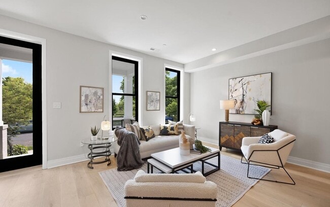 431 Quincy St NW Unit 1