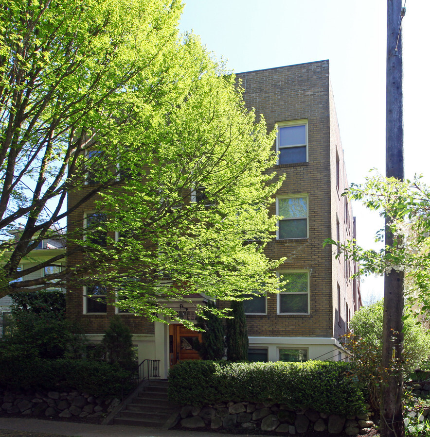 Photo - Radcliffe Apartments