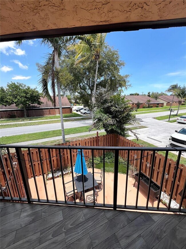 Photo - 192 Springdale Cir
