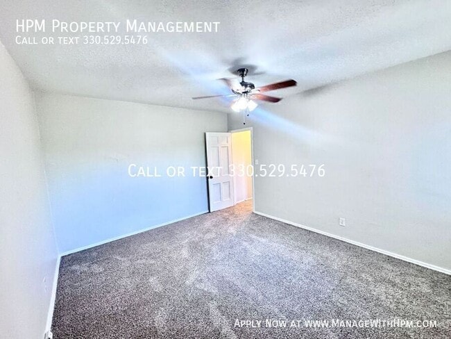 Photo - 3270 Warrensville Center Rd Unit F-208