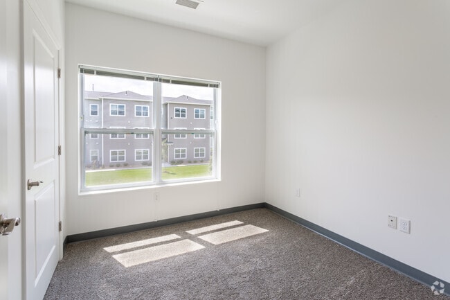 2BR,1BA,623SF - Landings at Notre Dame Family / Grad Housing