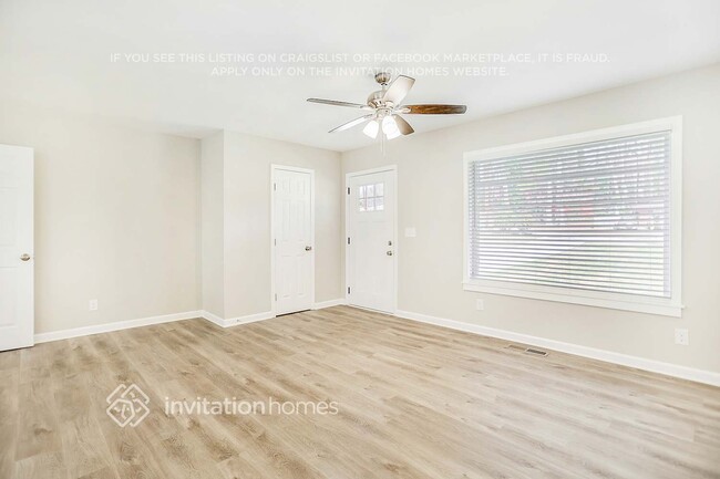 Photo - 3068 Rollingwood Ln SE