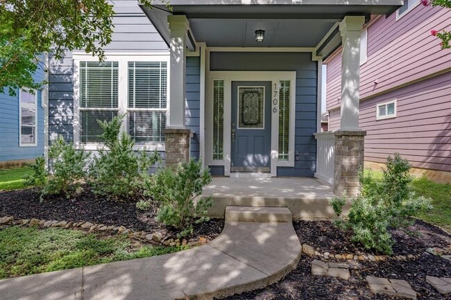 Photo - 1706 Sand Hills Dr