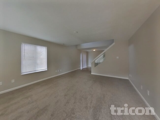 Photo - 604 Mountain Pine Dr